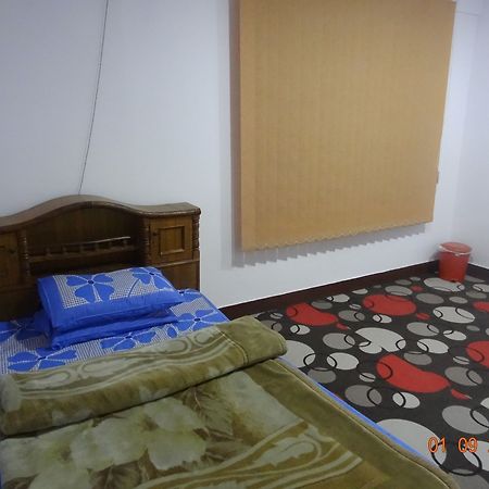 Distinctive Nepal Home Stay Катманду Экстерьер фото